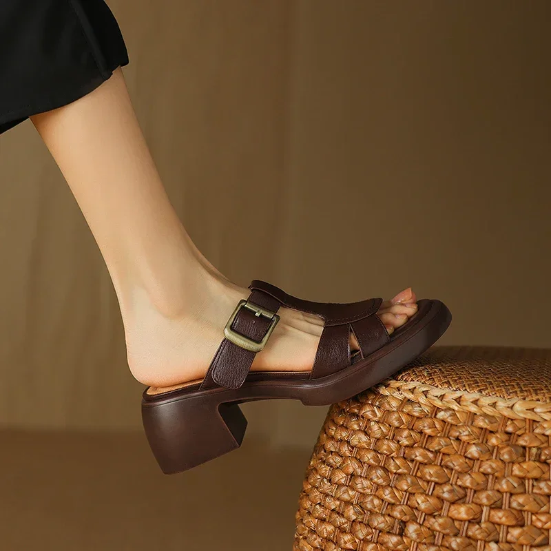 2024 New Women Shoes Genuine Leather Buckle Sandals Comfort High Heeled Summer Casual Shoes Woman Big Size Slippers Sandals
2024 New Women Shoes Genuine Leather Buckle Sandals Comfort High Heeled Summer Casual Shoes Woman Big Size Slippers Sandals
