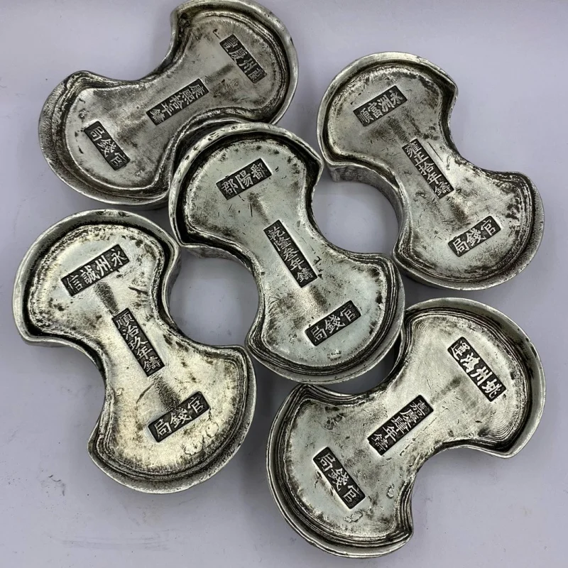 Ancient Crafts Qing Dynasty Old Silver Ingot Official Money Bureau Honeycomb Bottom Five Emperors Silver Ingot Antique Cultural
Ancient Crafts Qing Dynasty Old Silver Ingot Official Money Bureau Honeycomb Bottom Five Emperors Silver Ingot Antique Cultural