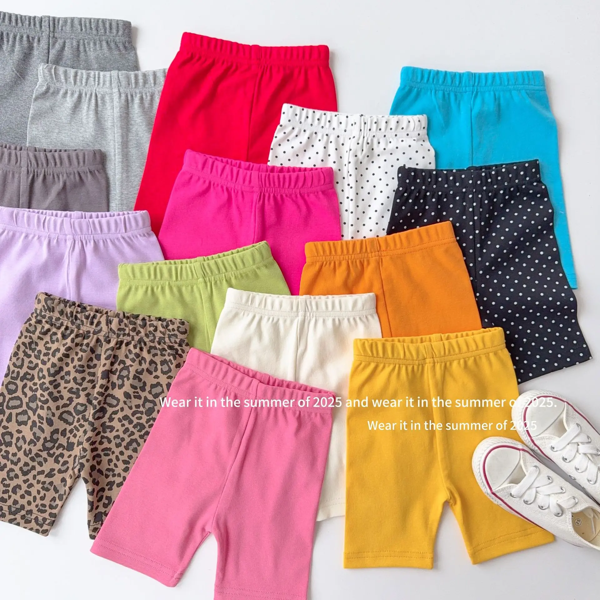 2025 Summer New Girls Shorts Yoga Pants Solid Casual Children Leggings Baby Girls Colorful Safety Pants Kids Anti Slip Shorts
2025 Summer New Girls Shorts Yoga Pants Solid Casual Children Leggings Baby Girls Colorful Safety Pants Kids Anti Slip Shorts