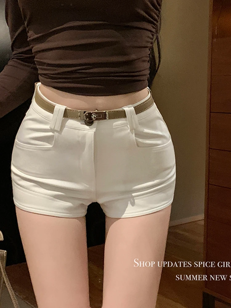American Style White Casual Shorts Women's Summer Hot Girl High-waisted Tight Stretch A-line Hip Wrap Shorts Female Clothes
American Style White Casual Shorts Women's Summer Hot Girl High-waisted Tight Stretch A-line Hip Wrap Shorts Female Clothes