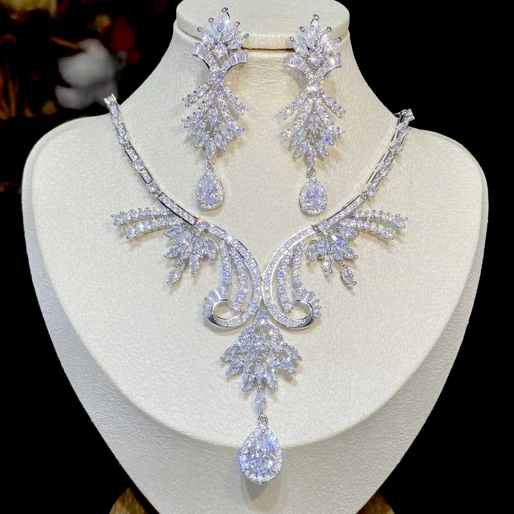 Elegant White Cubic Zirconia Jewelry Set Women Necklace Pendant Earrings for Bridal Wedding Accessories Birthday Gifts X243
Elegant White Cubic Zirconia Jewelry Set Women Necklace Pendant Earrings for Bridal Wedding Accessories Birthday Gifts X243