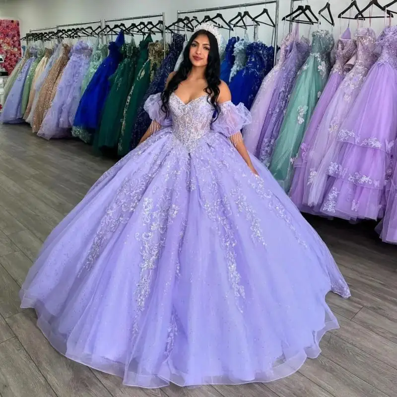 Customized Glittering Lavender Quinceanera Dresses With Bow Luxury Flower Lace Beading Vestidos De 15 Anos Birthday Party
Customized Glittering Lavender Quinceanera Dresses With Bow Luxury Flower Lace Beading Vestidos De 15 Anos Birthday Party