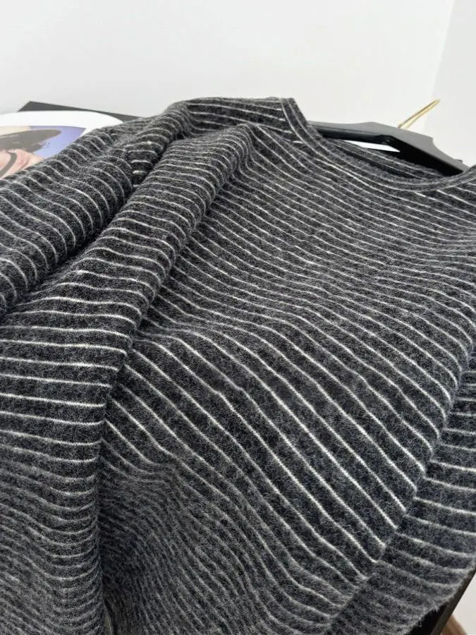 plus Size 300 Pounds Women's Striped Long Sleeve round Neck Sweatshirt Casual Loose Fit Autumn Winter Slimming Mid-Length T-S...
plus Size 300 Pounds Women's Striped Long Sleeve round Neck Sweatshirt Casual Loose Fit Autumn Winter Slimming Mid-Length T-S...