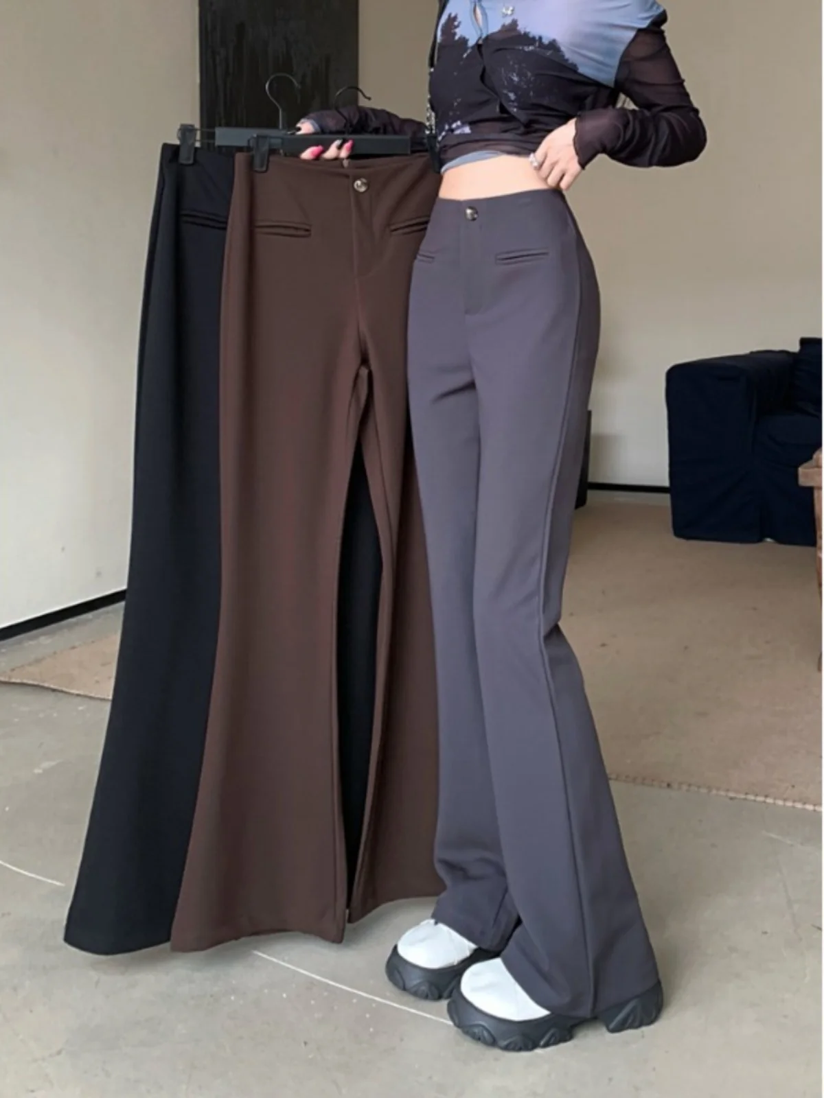 High Waisted Slim Fit Micro Flared Suit Pants For Women Spring 2025 Office Lady Pants Slimming Straight Leg Casual Pants
High Waisted Slim Fit Micro Flared Suit Pants For Women Spring 2025 Office Lady Pants Slimming Straight Leg Casual Pants
