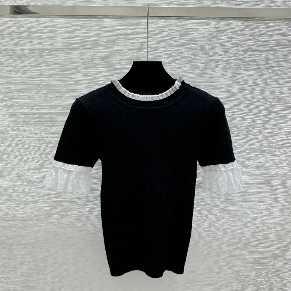 high-quality 2026 women's round-neck short-sleeved top features lace trim, presenting an elegant and fashionable look xy26330120
high-quality 2026 women's round-neck short-sleeved top features lace trim, presenting an elegant and fashionable look xy26330120