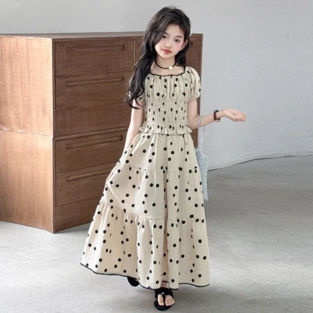 Autumn New Korean Version Fashion Polka Dot Bubble Sleeve Top+skirt Two-piece Set for Girls' Casual Wear
Autumn New Korean Version Fashion Polka Dot Bubble Sleeve Top+skirt Two-piece Set for Girls' Casual Wear