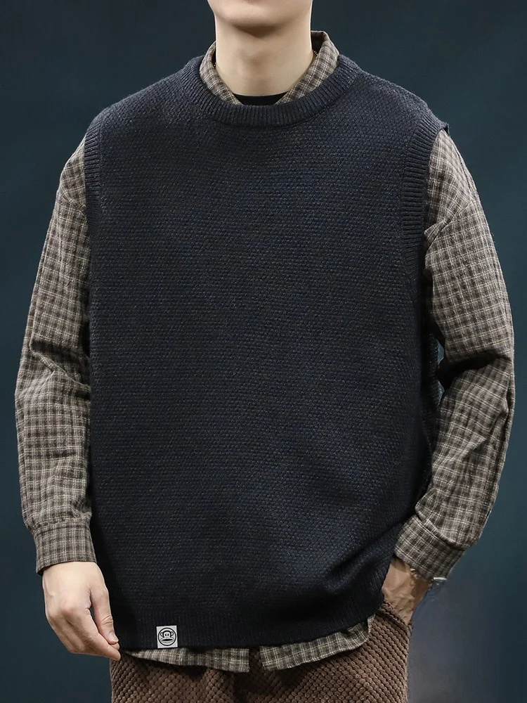 Вязаный свитер Paul Frank M с круглым вырезом, весна-осень, ретро-стиль, с нашивкой в виде обезьяны, мягкий и удобный материал, базовый слой.
Вязаный свитер Paul Frank M с круглым вырезом, весна-осень, ретро-стиль, с нашивкой в виде обезьяны, мягкий и удобный материал, базовый слой.