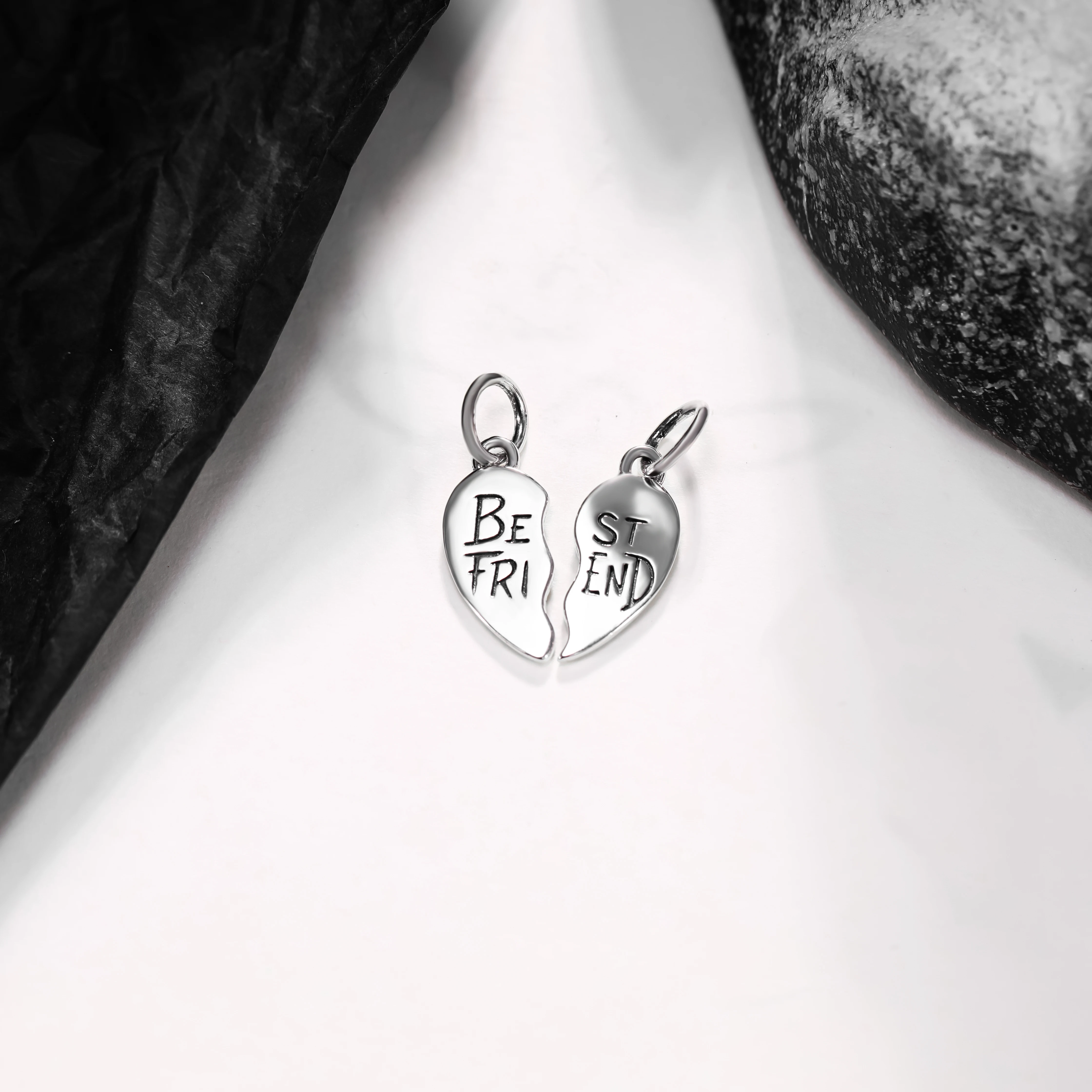 DJ022 genuine 925 sterling silver exquisite fashion DIY silver jewelry "Best Friends" set pendant
DJ022 genuine 925 sterling silver exquisite fashion DIY silver jewelry "Best Friends" set pendant