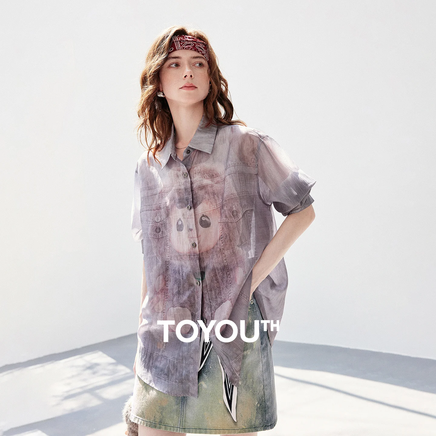 TOYOUTH Bao-ao Co-branded Women Lyocell Shirt 2026 Summer Loose Medium Long Bag Print Thin Coat
TOYOUTH Bao-ao Co-branded Women Lyocell Shirt 2026 Summer Loose Medium Long Bag Print Thin Coat