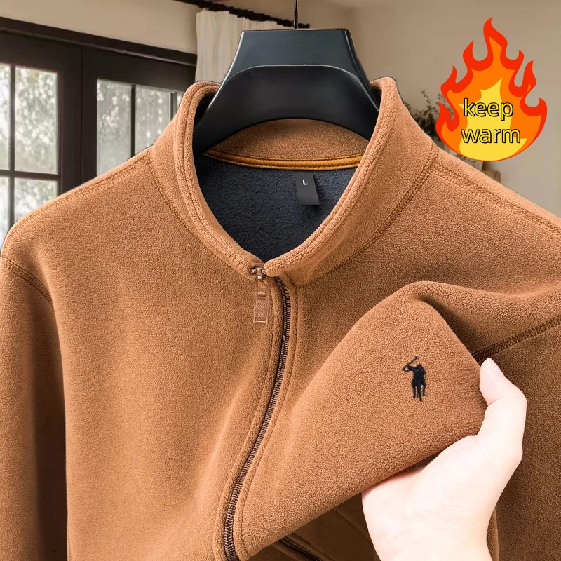 Fashion brand autumn winter new men's velvet warm zipper cardigan exquisite Paul brand embroidered thick stand up collar jacket
Fashion brand autumn winter new men's velvet warm zipper cardigan exquisite Paul brand embroidered thick stand up collar jacket