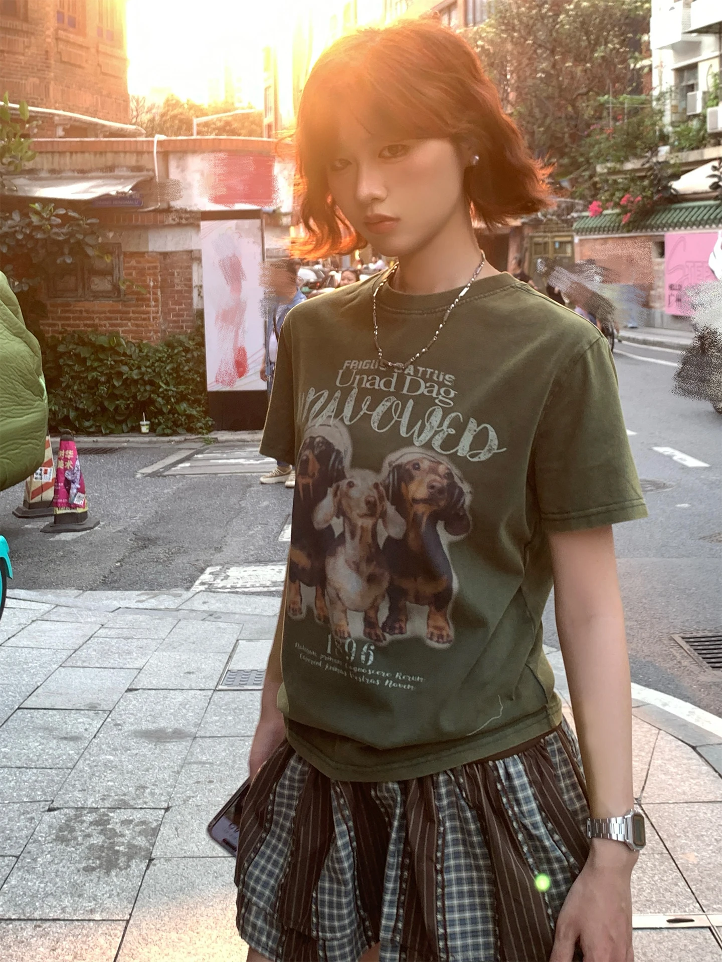 Chen Sticky Old Store American Retro Washed Sausage Dog Short Shoulder T-Shirt Women Summer Loose Short Sleeve Top
Chen Sticky Old Store American Retro Washed Sausage Dog Short Shoulder T-Shirt Women Summer Loose Short Sleeve Top