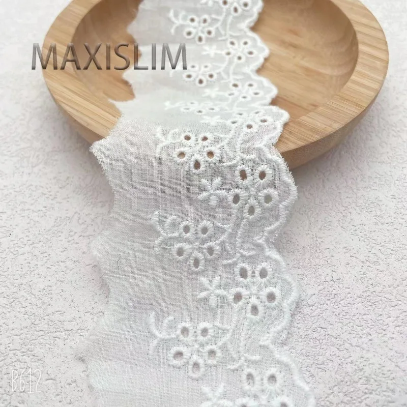 Factory Direct Sales of 5cm Pure Cotton Fabric Hollowed Out Embroidery Lace DIY Skirt Hem Clothing Hair Accessories
Factory Direct Sales of 5cm Pure Cotton Fabric Hollowed Out Embroidery Lace DIY Skirt Hem Clothing Hair Accessories