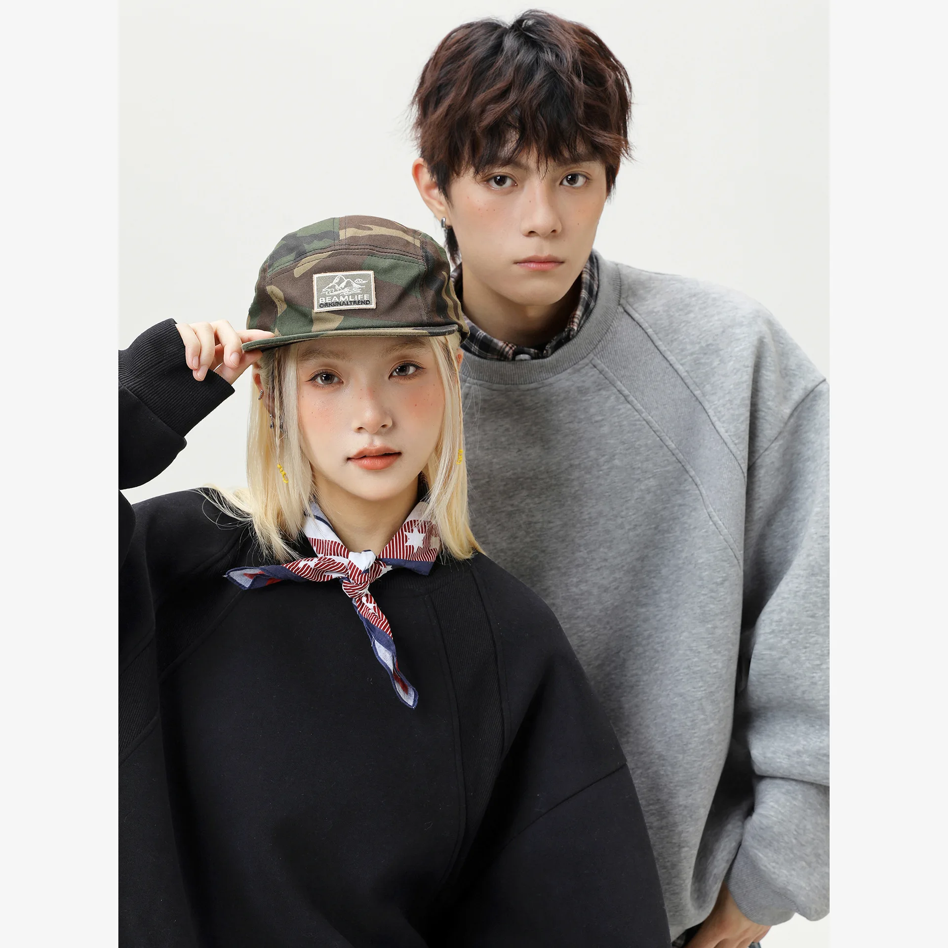 Textured Space Cotton Patchwork Crew Neck Sweatshirt Unisex Autumn Boxy Fit Couple Casual Style Solid Color Pullover Jacket 6B3I
Textured Space Cotton Patchwork Crew Neck Sweatshirt Unisex Autumn Boxy Fit Couple Casual Style Solid Color Pullover Jacket 6B3I