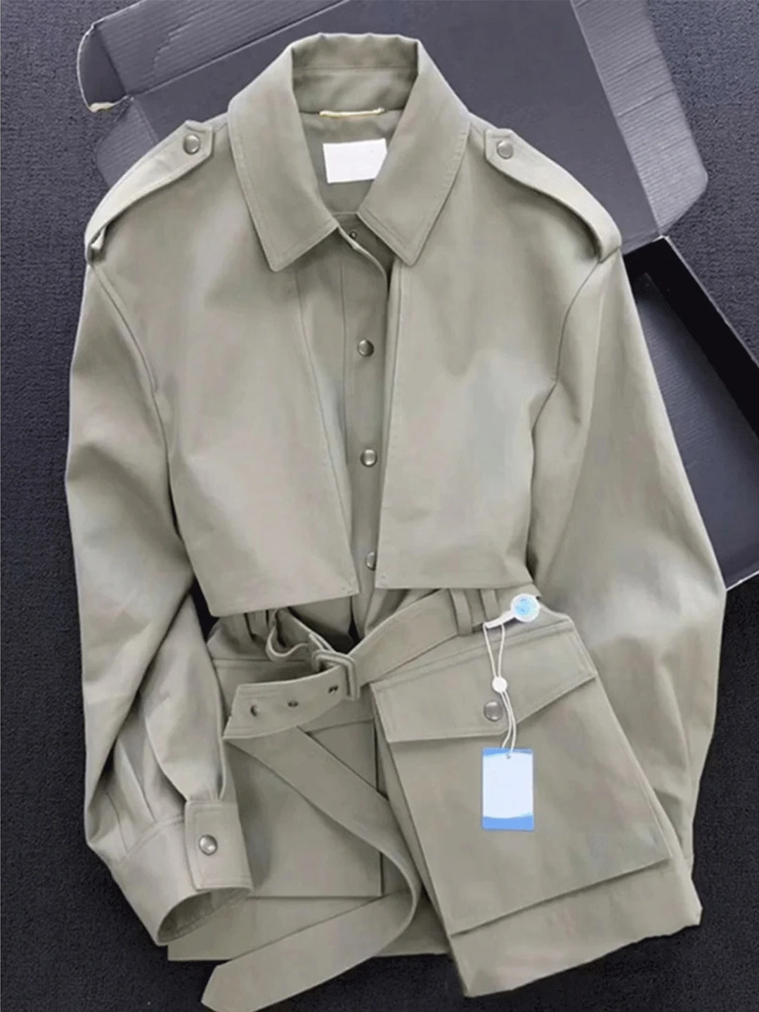 Women's Workwear Style Jacket Coat Collar Outdoor Casual Windbreaker Autumn New Arrival Fashionable Mid-Length Single-Bu...
Women's Workwear Style Jacket Coat Collar Outdoor Casual Windbreaker Autumn New Arrival Fashionable Mid-Length Single-Bu...