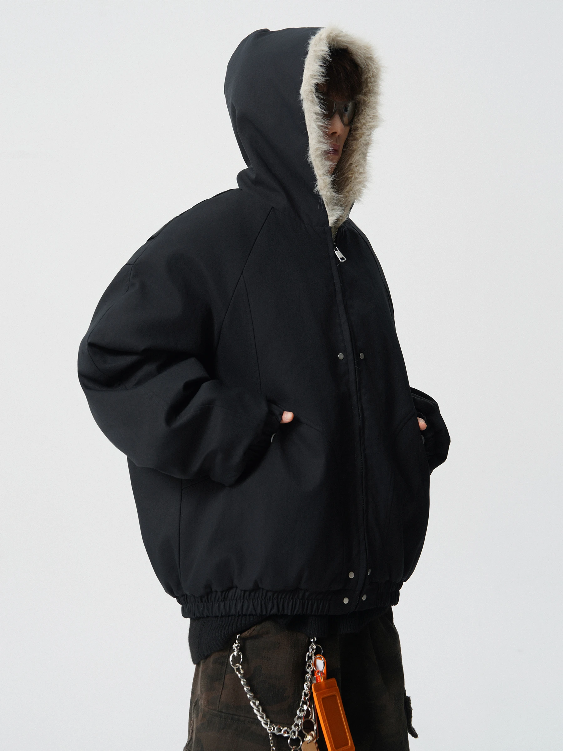 Мужская утепленная зимняя хлопковая куртка с капюшоном, дизайн Mountain Eagle, повседневная теплая верхняя одежда для подростков
Мужская утепленная зимняя хлопковая куртка с капюшоном, дизайн Mountain Eagle, повседневная теплая верхняя одежда для подростков