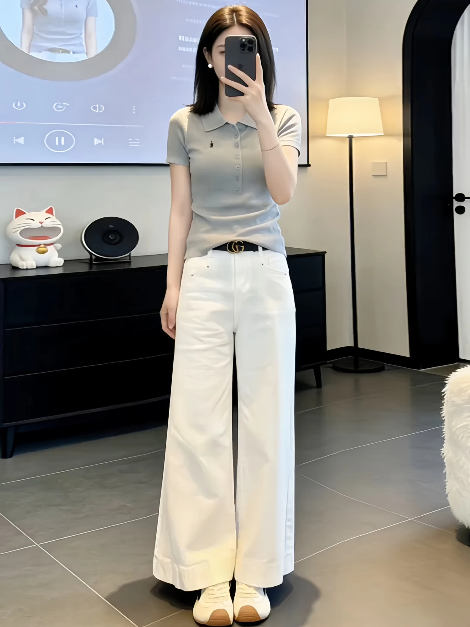 Anti-Aging Knitted Set Women's Summer New Style Half Open Cardigan Short Sleeve T-Shirt Wide Leg Pants Two-Piece Suit
Anti-Aging Knitted Set Women's Summer New Style Half Open Cardigan Short Sleeve T-Shirt Wide Leg Pants Two-Piece Suit