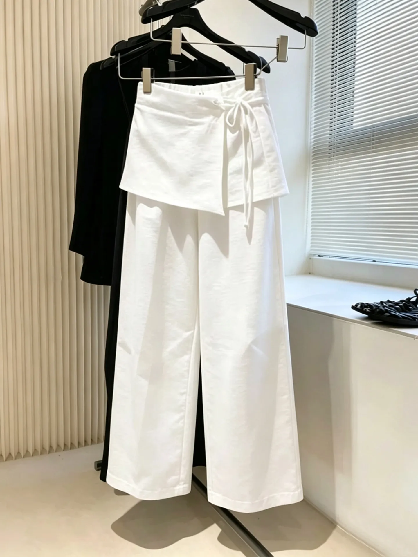 White Casual Pants Women's Loose BF Lazy Style Fashionable All-Match Slimming Wide Leg Pants Summer New Arrival
White Casual Pants Women's Loose BF Lazy Style Fashionable All-Match Slimming Wide Leg Pants Summer New Arrival