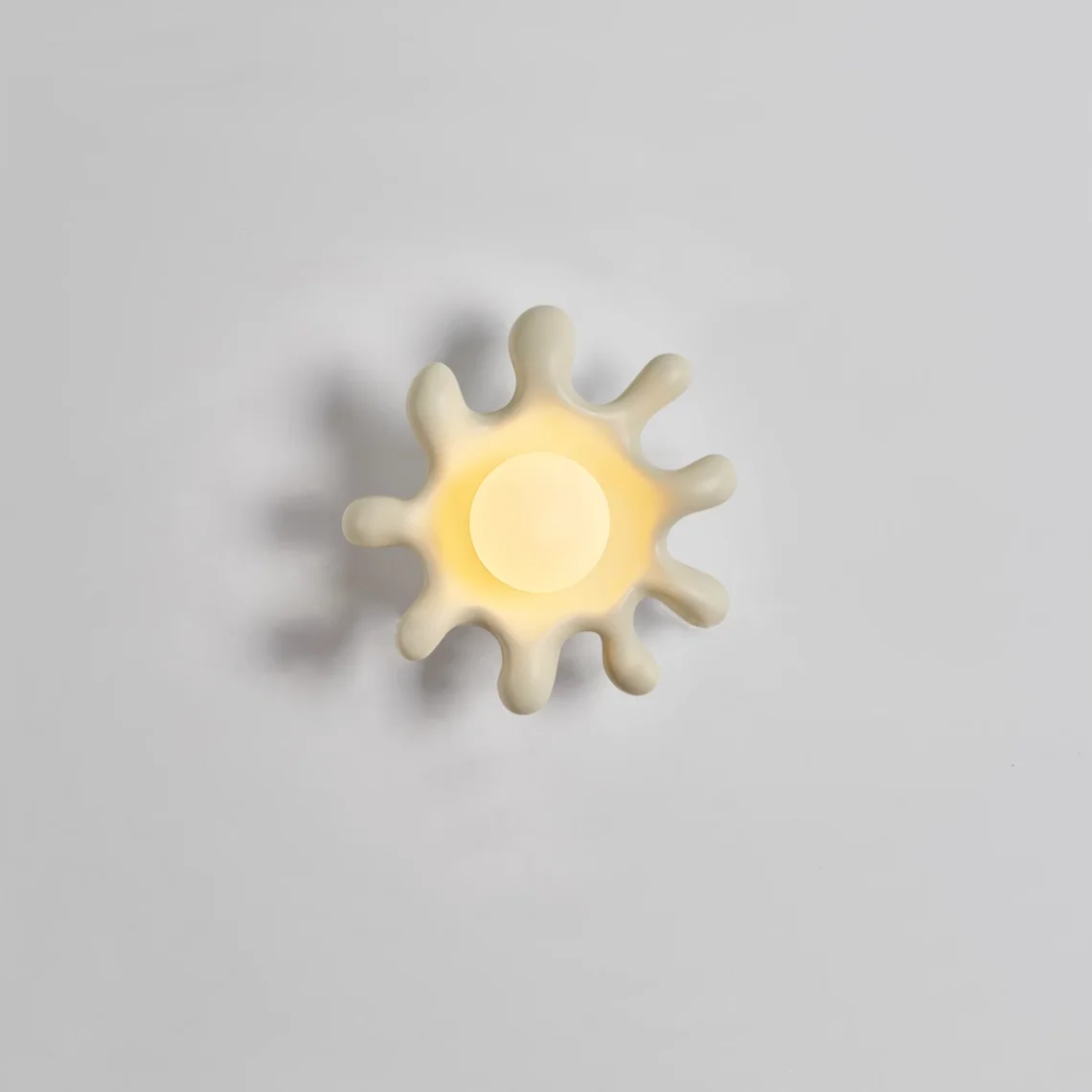 Creative simple bedroom white wall lamp, excluding light bulb, connecting room electricity, European French home wall lamp is ap
Creative simple bedroom white wall lamp, excluding light bulb, connecting room electricity, European French home wall lamp is ap