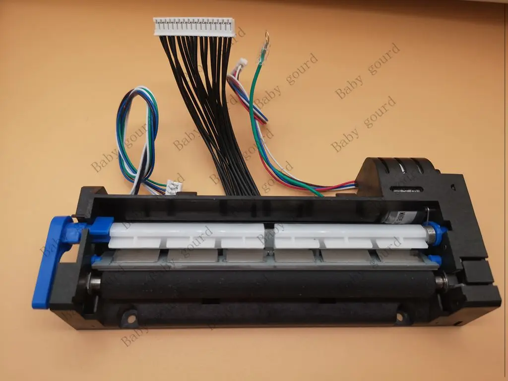 Новинка, совместимая с термопечатающей головкой LTP2442D-C832A-E LTP2442C-S832A-E, печатающей головкой 112 мм.
Новинка, совместимая с термопечатающей головкой LTP2442D-C832A-E LTP2442C-S832A-E, печатающей головкой 112 мм.