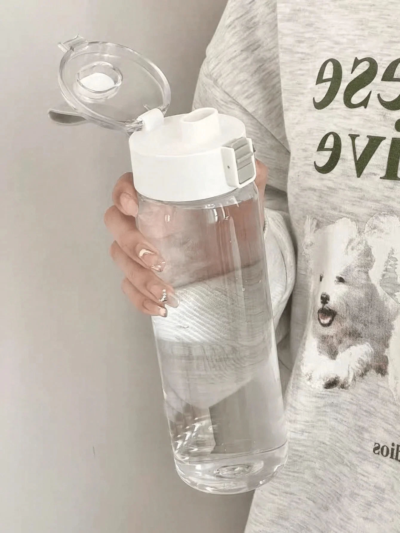 1pc Portable Sports Fitness Large Capacity Transparent Cup, Outdoor, Travel, Office Essential Water Bottle
1pc Portable Sports Fitness Large Capacity Transparent Cup, Outdoor, Travel, Office Essential Water Bottle