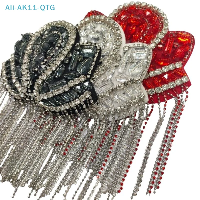 HOT! 1Pc Beaded Decoration Tassel Epaulets Sparkling Rhinestone Shoulder Tassel Epaulet Detachable
HOT! 1Pc Beaded Decoration Tassel Epaulets Sparkling Rhinestone Shoulder Tassel Epaulet Detachable