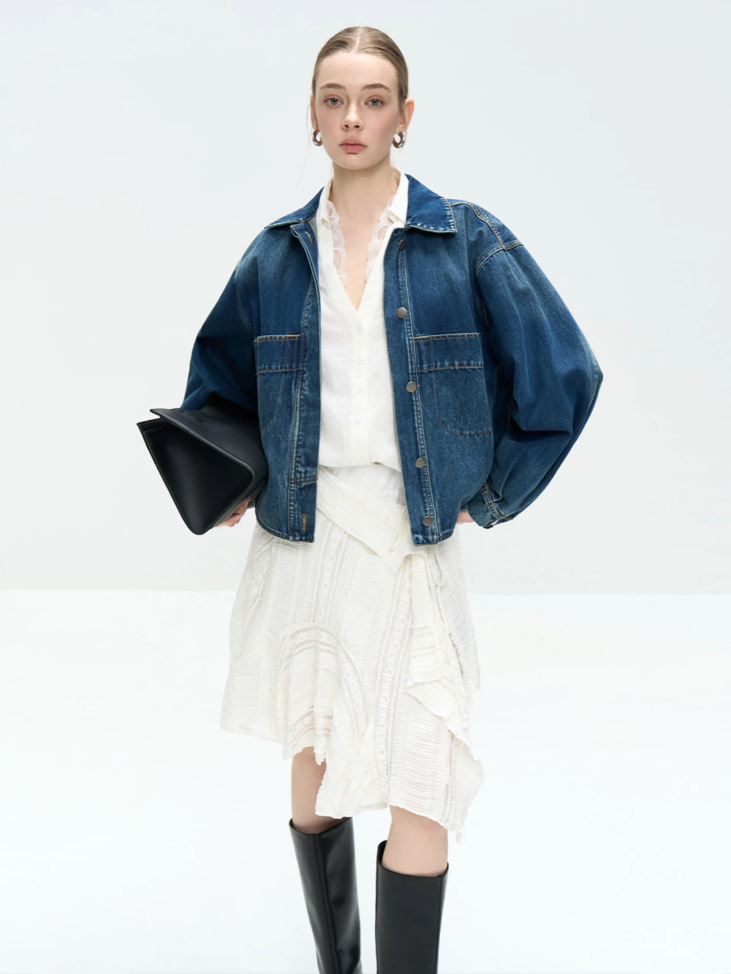 LUR Women's Oversized Denim Jaet Casual Sle Cotton Blend Breathable Vintage Waed Blue Spring Faion Top
LUR Women's Oversized Denim Jaet Casual Sle Cotton Blend Breathable Vintage Waed Blue Spring Faion Top