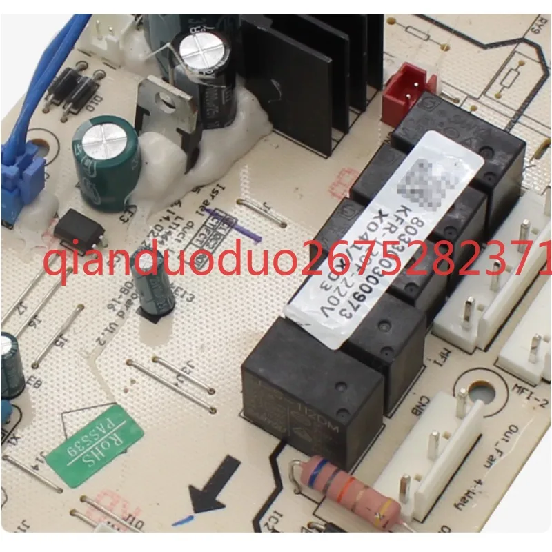Suitable for Chigo central air conditioner indoor unit control main board 803300300973 original new computer board KFR-120F
Suitable for Chigo central air conditioner indoor unit control main board 803300300973 original new computer board KFR-120F