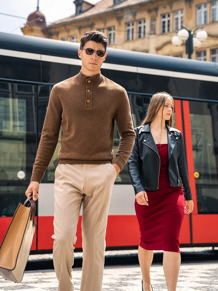 Полуоткрытый свитер-стойка на пуговицах, осень 2021, кашемир, мужской, с длинным рукавом, 100% кашемир
Полуоткрытый свитер-стойка на пуговицах, осень 2021, кашемир, мужской, с длинным рукавом, 100% кашемир