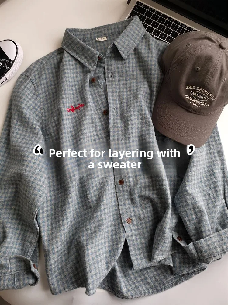 Soft Plush Flannel Plaid Shirt Women's Spring Autumn Retro Casual Warm Top Layered Sweater Inner Wear Base Shirt Winter
Soft Plush Flannel Plaid Shirt Women's Spring Autumn Retro Casual Warm Top Layered Sweater Inner Wear Base Shirt Winter