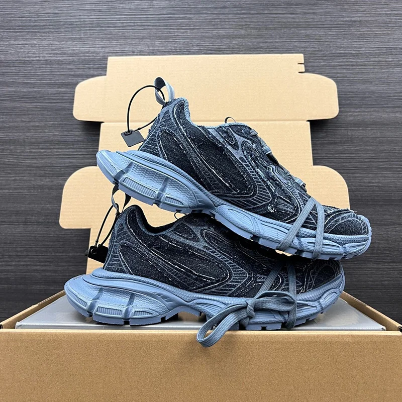 Винтажные джинсовые кроссовки на массивной подошве в стиле Dad Sneakers с ремешками, повседневная обувь, модная уличная одежда, удобная обувь для ежедневной носки, модная обувь для мужчин и женщин
Винтажные джинсовые кроссовки на массивной подошве в стиле Dad Sneakers с ремешками, повседневная обувь, модная уличная одежда, удобная обувь для ежедневной носки, модная обувь для мужчин и женщин