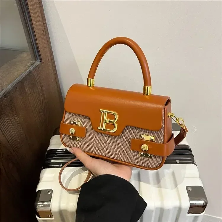 Retro British Style!2026 New! Women's Canvas Tote - Large Capacity, Simple Fashion, Print & Embroidery, Handheld Bag
Retro British Style!2026 New! Women's Canvas Tote - Large Capacity, Simple Fashion, Print & Embroidery, Handheld Bag