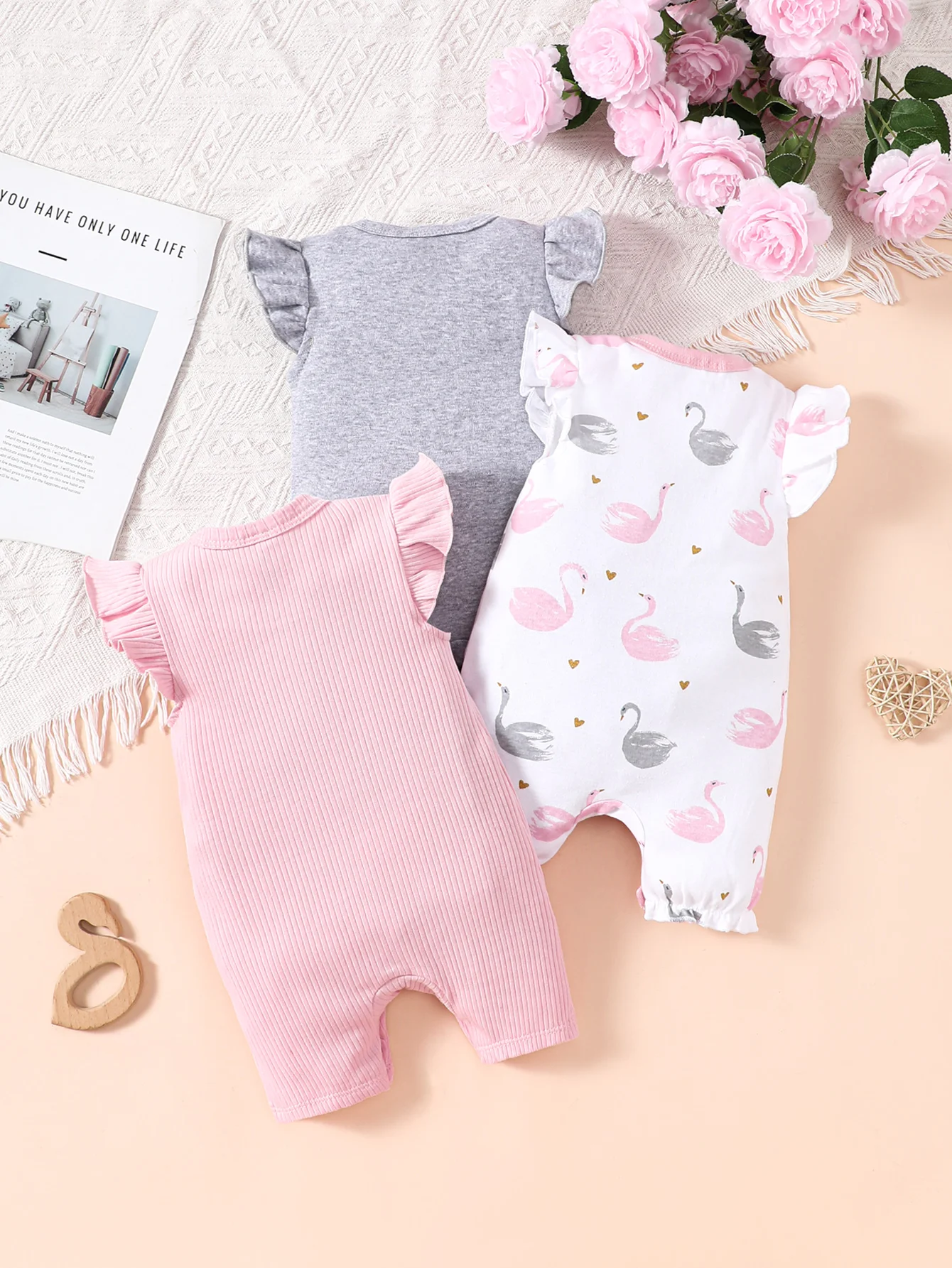 3PCS Boys and Girls Baby Summer and Autumn Short sleeved Climbing jumpsuit Cute Pattern Cotton Soft and Sweat-absorbing
3PCS Boys and Girls Baby Summer and Autumn Short sleeved Climbing jumpsuit Cute Pattern Cotton Soft and Sweat-absorbing