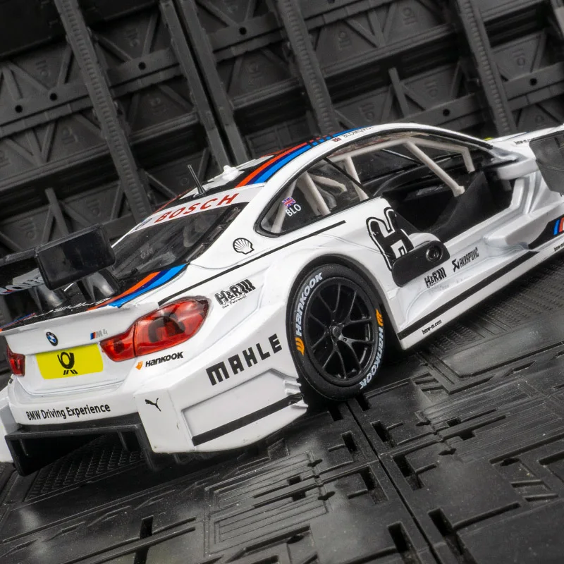 CCA 1:24 BMW M4 DTM Red Bull Rally Model Car Ornaments Children's acousto-optic toy car with doors and hoods that can be opened
CCA 1:24 BMW M4 DTM Red Bull Rally Model Car Ornaments Children's acousto-optic toy car with doors and hoods that can be opened