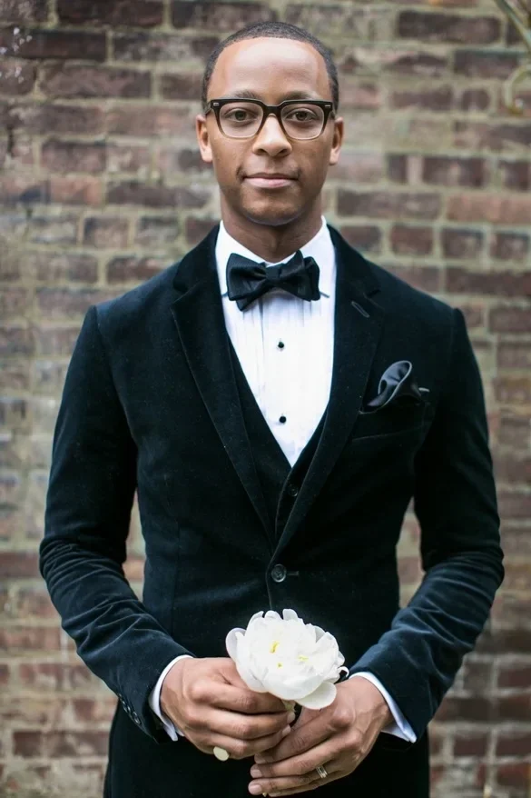 Custom High Quality Black Velvet Elegant Men Suit Formal Wedding Warm Suits For Men Slim Fit 3 Piece Gentle Tuxedo Costume Homme
Custom High Quality Black Velvet Elegant Men Suit Formal Wedding Warm Suits For Men Slim Fit 3 Piece Gentle Tuxedo Costume Homme
