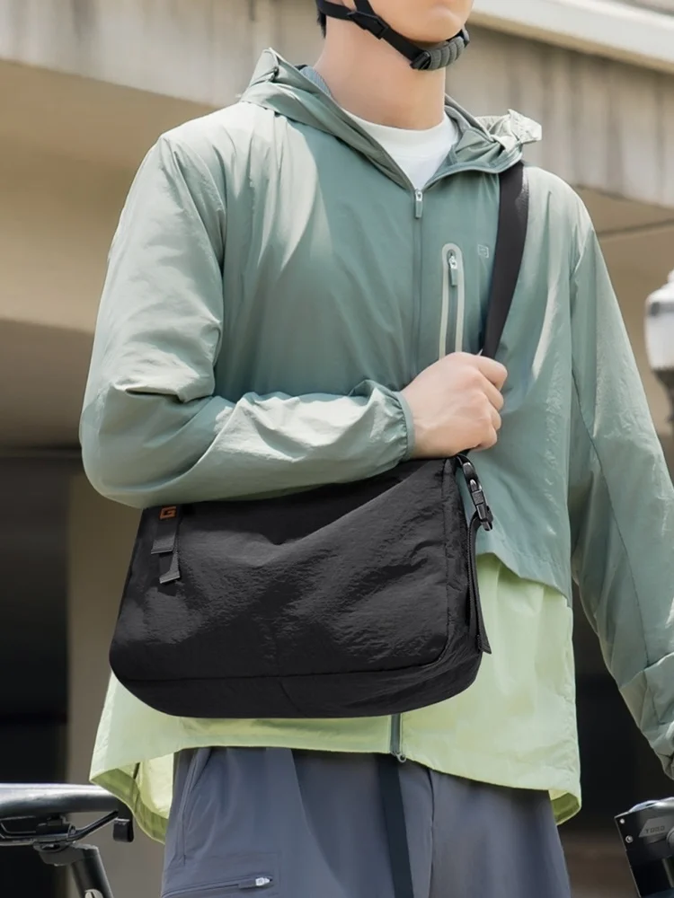GOLF Canvas Crossbody Bag ex Casual Lightweight Large Capaci Single oulder Bag Faionable Trendy Leisure Sport Bapa
GOLF Canvas Crossbody Bag ex Casual Lightweight Large Capaci Single oulder Bag Faionable Trendy Leisure Sport Bapa