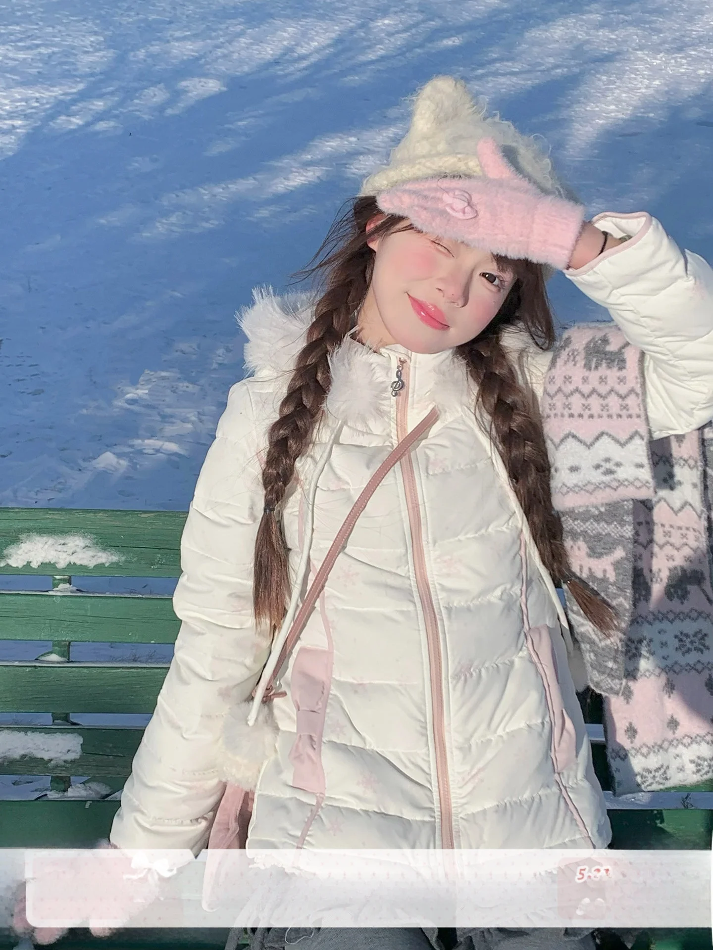 Sinsingirl Snowflake Pattern Duck down Jacket with Hat And Fur Collar Thickened Winter Outerwear Girl's Fashion Coat
Sinsingirl Snowflake Pattern Duck down Jacket with Hat And Fur Collar Thickened Winter Outerwear Girl's Fashion Coat