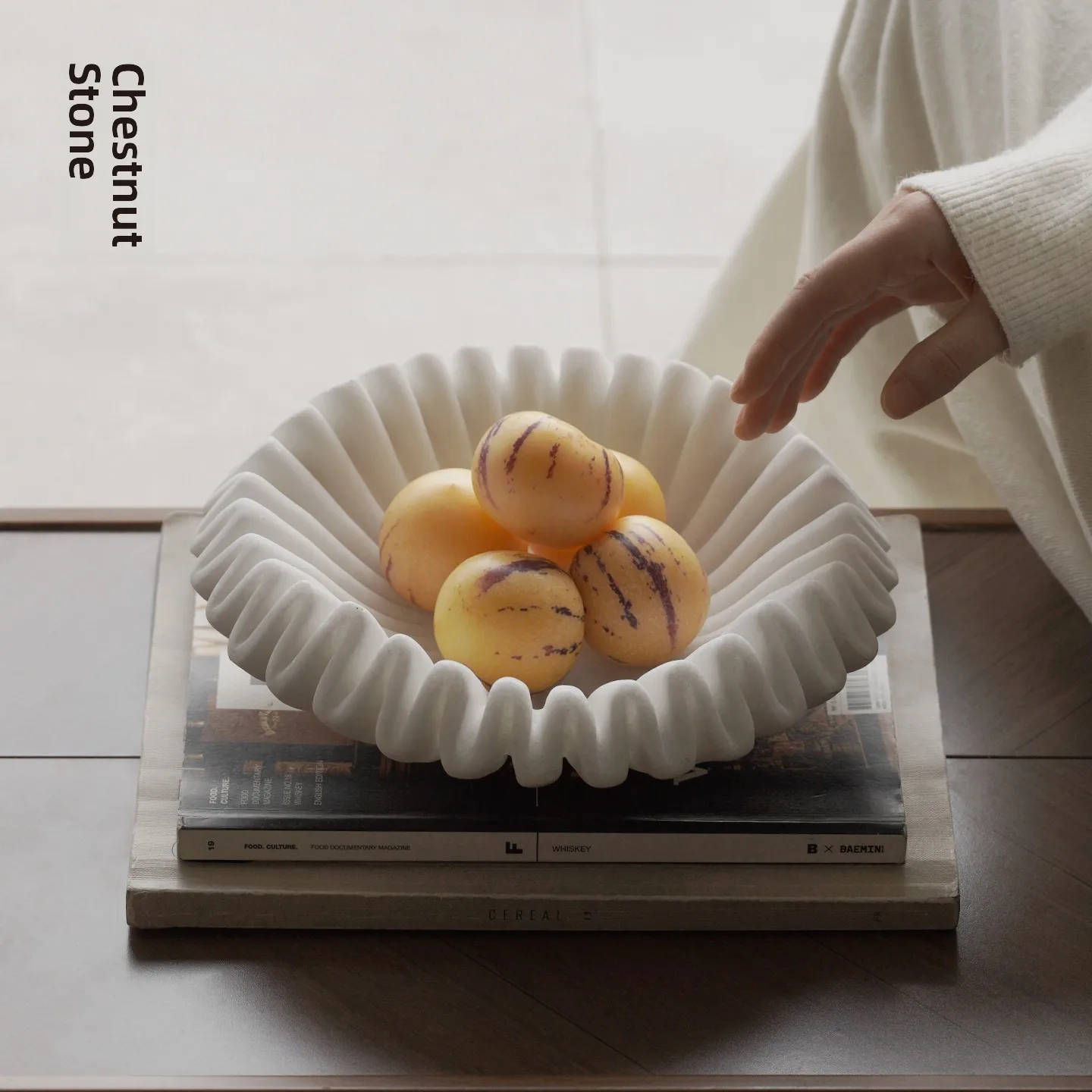 Modern Minimalist Chestnut Stone White Fruit Tray Home Decoration Ornaments Desktop Creative Irregular Folded Art Storage Tray
Modern Minimalist Chestnut Stone White Fruit Tray Home Decoration Ornaments Desktop Creative Irregular Folded Art Storage Tray