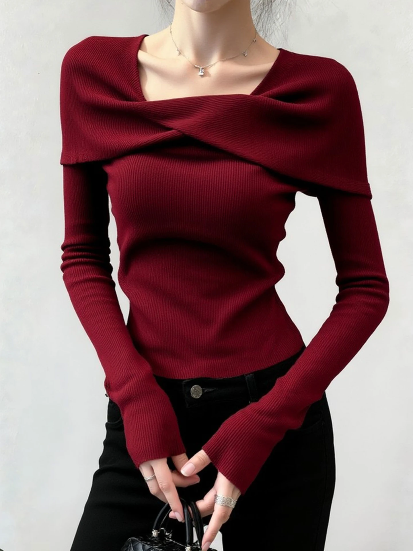 Spring Design Red Long Sleeve Knitted Sweater Women's Slim Fit Stylish Commute Style Korean Version New Year Red Inner Wear
Spring Design Red Long Sleeve Knitted Sweater Women's Slim Fit Stylish Commute Style Korean Version New Year Red Inner Wear