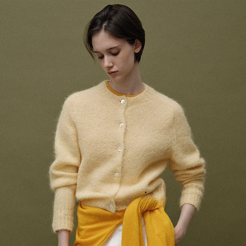 Ничего письменного вязаного свитера, однотонный, универсальный, осенний, с ручным принтом, простой дизайн, модный женский топ
Ничего письменного вязаного свитера, однотонный, универсальный, осенний, с ручным принтом, простой дизайн, модный женский топ