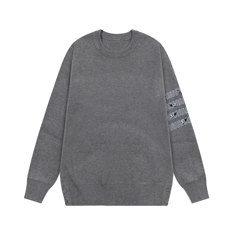 Классический вязаный свитер унисекс с вышивкой на левом рукаве, свободного кроя, с круглым вырезом, удобная базовая кофта
Классический вязаный свитер унисекс с вышивкой на левом рукаве, свободного кроя, с круглым вырезом, удобная базовая кофта