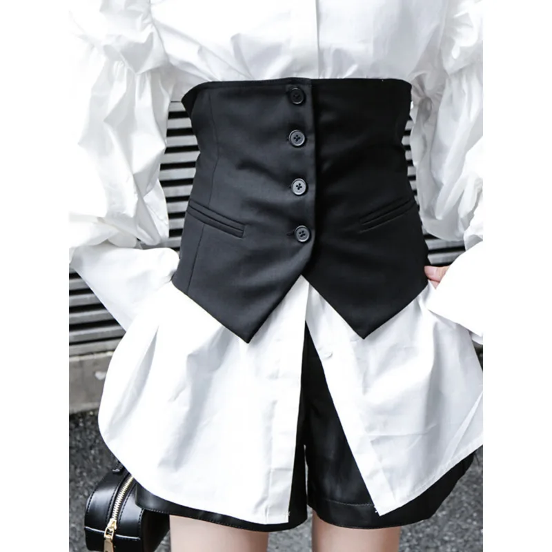 VIBE Women Black Button Split Joint Asymmetrical Loose Fit Vest New Sleeveless Fashion Tide Spring Autumn 2025 igozao
VIBE Women Black Button Split Joint Asymmetrical Loose Fit Vest New Sleeveless Fashion Tide Spring Autumn 2025 igozao