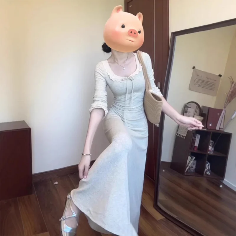 Fashionable and alluring gray lace-collar patchwork long dress, new early autumn high-waisted slimming first love dress
Fashionable and alluring gray lace-collar patchwork long dress, new early autumn high-waisted slimming first love dress