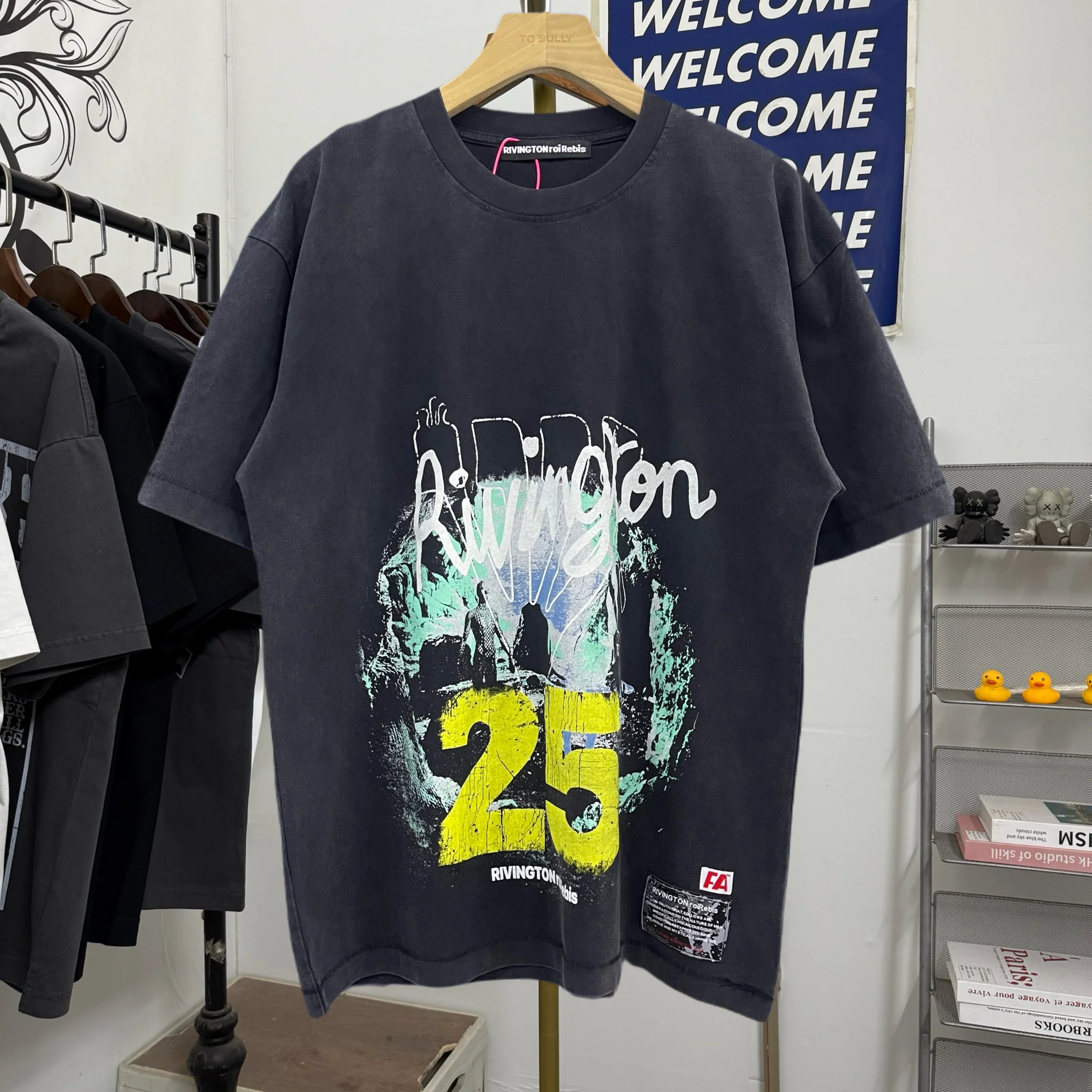 Waed American High Street fiti Letter Print Loose Casual round Ne ort Sve T-irt for Youth Summer Faion
Waed American High Street fiti Letter Print Loose Casual round Ne ort Sve T-irt for Youth Summer Faion
