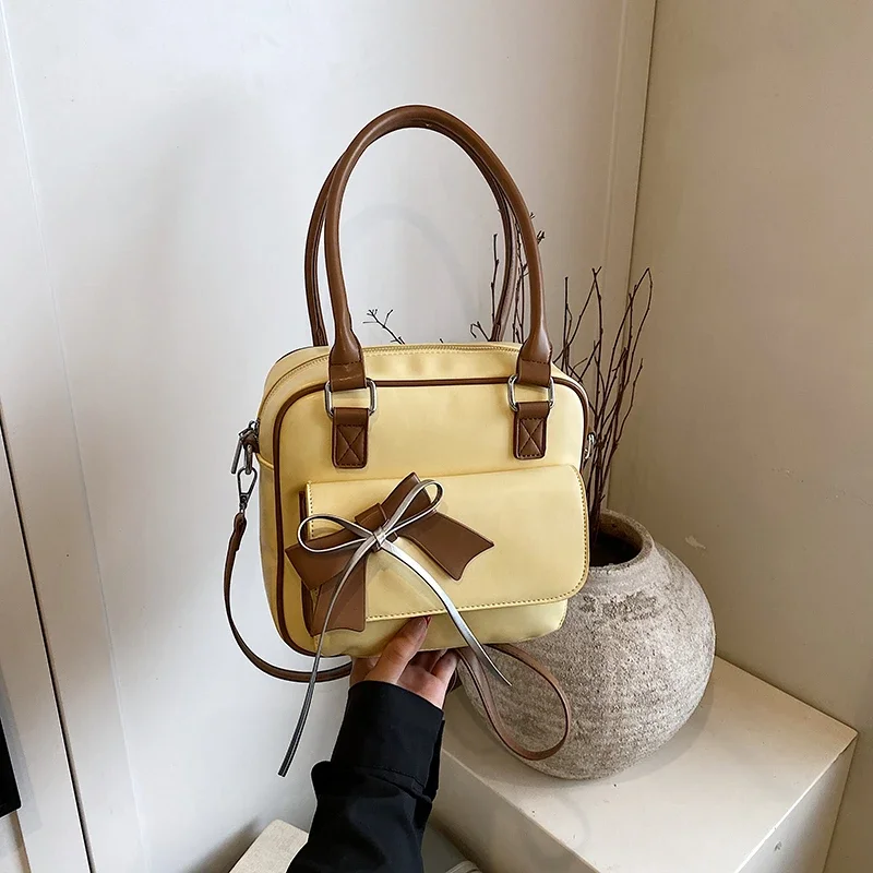 2025 New Fashion Popularity PU Square Shoulder Bags Solid Zipper Hot Trendy Fresh Stylish Design Crossbody Bags for Women
2025 New Fashion Popularity PU Square Shoulder Bags Solid Zipper Hot Trendy Fresh Stylish Design Crossbody Bags for Women
