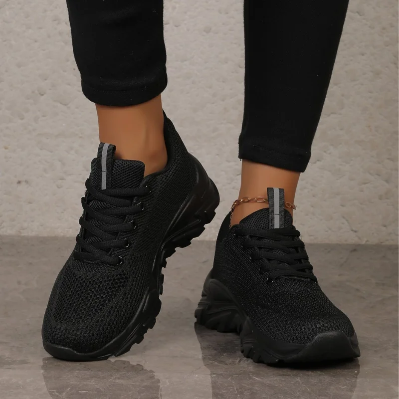 2026 Women's Casual Shoes Summer New Fashionable Versatile Sports Shoes Breathable Mesh Lightweight Running Shoes
2026 Women's Casual Shoes Summer New Fashionable Versatile Sports Shoes Breathable Mesh Lightweight Running Shoes