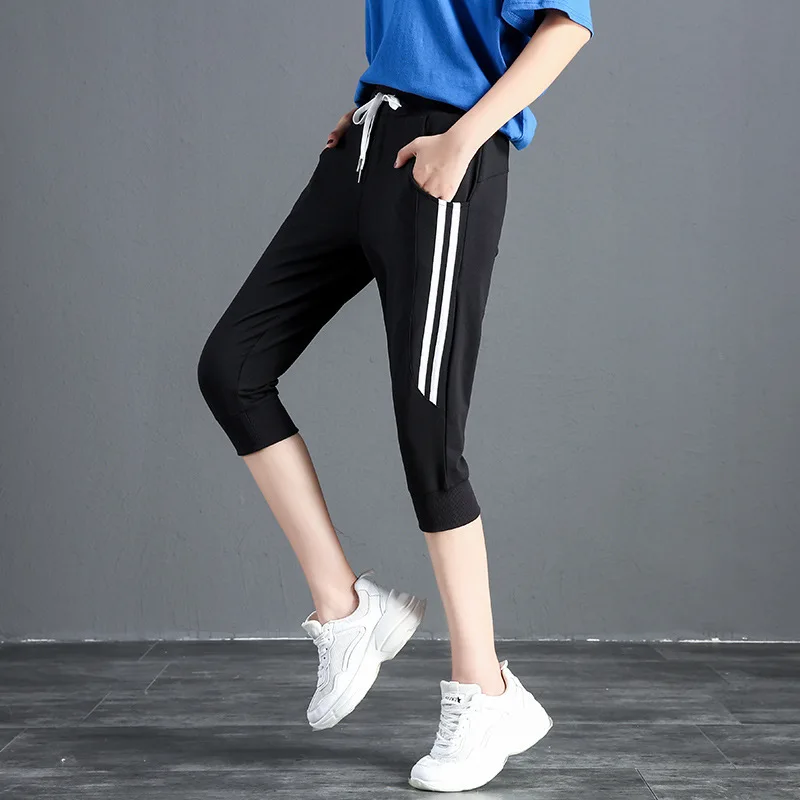 Sports Cropped Pants For Summer 2025, New Korean Style Casual Underwear, Loose Harem Running And Fitness Thin Shorts
Sports Cropped Pants For Summer 2025, New Korean Style Casual Underwear, Loose Harem Running And Fitness Thin Shorts