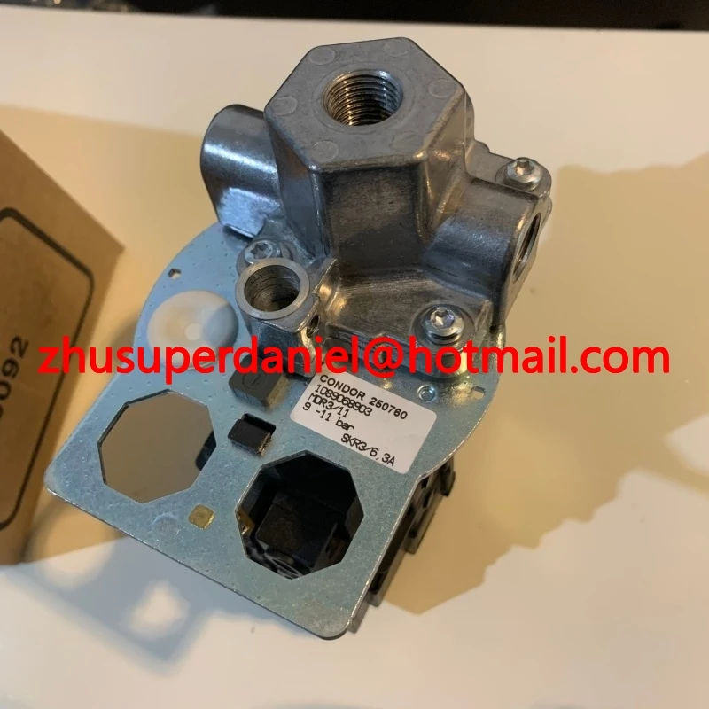 подлинный 1089068903 =MDR3/11= 250760 давление 9-11 бар Condor PRESS.ПЕРЕКЛЮЧАТЕЛЬ MDR 3/11 4-6,3А реле давления
подлинный 1089068903 =MDR3/11= 250760 давление 9-11 бар Condor PRESS.ПЕРЕКЛЮЧАТЕЛЬ MDR 3/11 4-6,3А реле давления