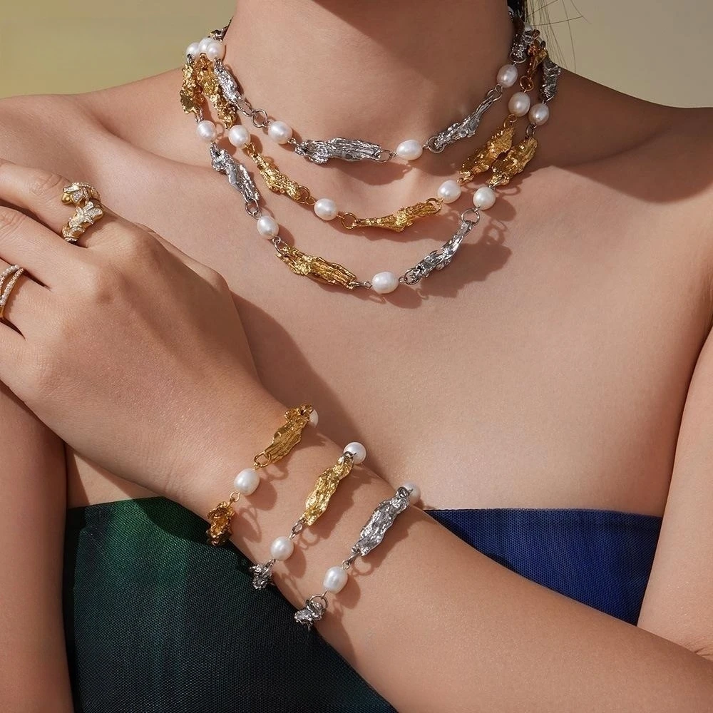 Titanium Steel Hypoallergenic Two-Tone Freshwater Pearl Choker Necklace, Women’s Trendy Mixed-Metal Fashion Jewelry
Titanium Steel Hypoallergenic Two-Tone Freshwater Pearl Choker Necklace, Women’s Trendy Mixed-Metal Fashion Jewelry