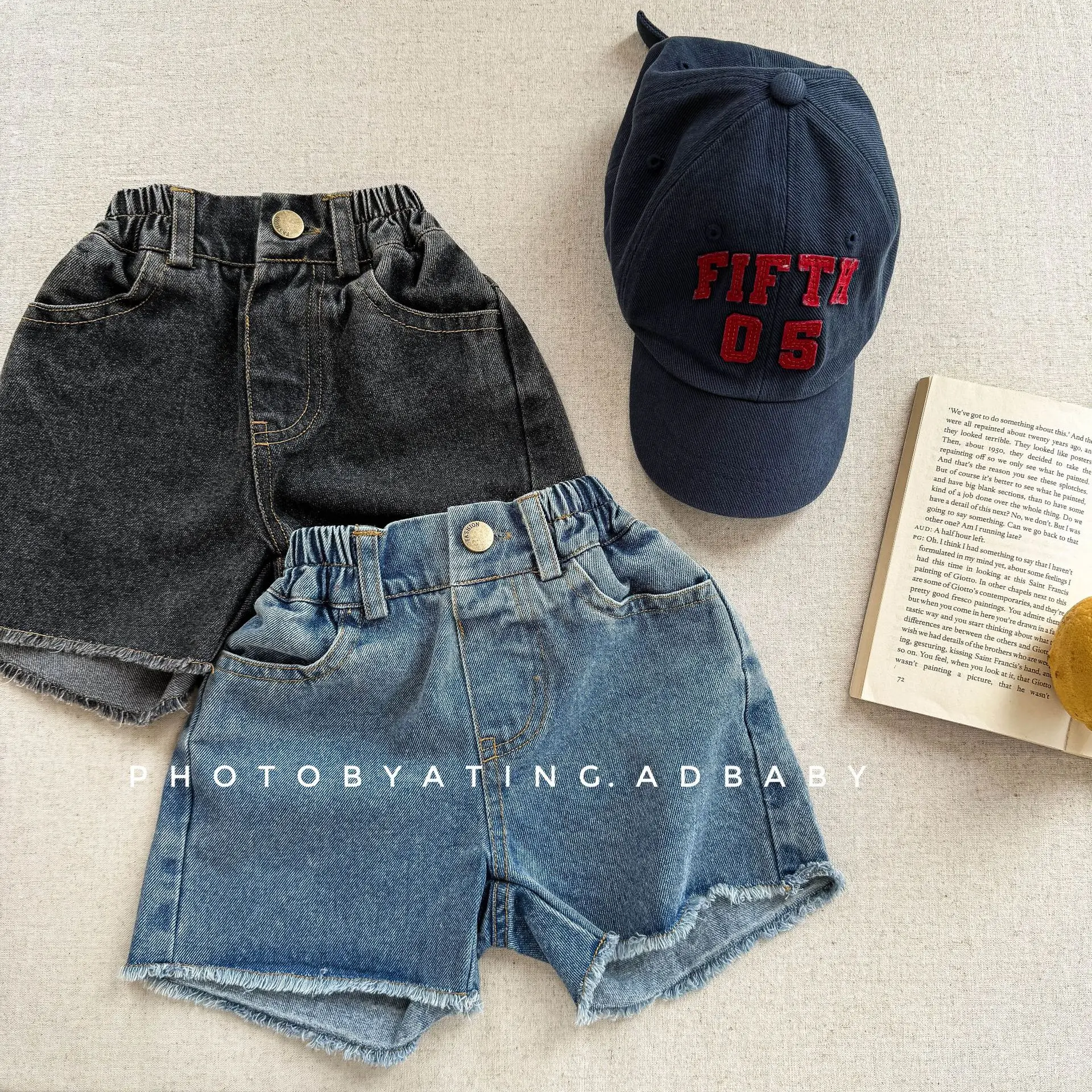 2025 Summer New Girls Denim Shorts Children Casual Pants Loose Boys Jeans Solid Color Baby Shorts Kids Clothes
2025 Summer New Girls Denim Shorts Children Casual Pants Loose Boys Jeans Solid Color Baby Shorts Kids Clothes
