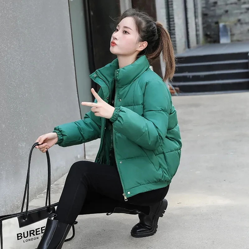 Cotton-Padded Jacket Female Winter 2025 New Down Coat Women Parkas Short Thick Warm Outerwear Fashion Down Jacket Loose Overcoat
Cotton-Padded Jacket Female Winter 2025 New Down Coat Women Parkas Short Thick Warm Outerwear Fashion Down Jacket Loose Overcoat
